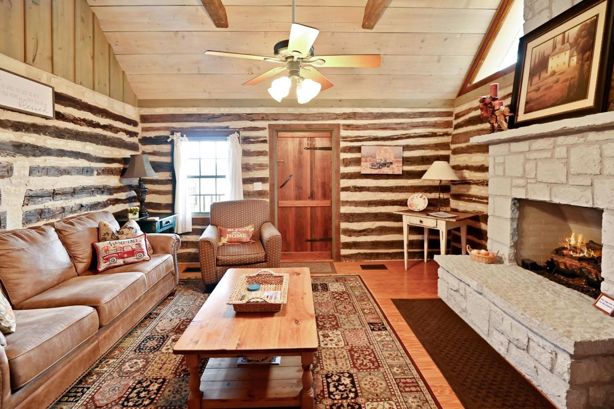 Cabins On Knopp School-Chula Vista Cabin 弗雷德里克斯堡 外观 照片
