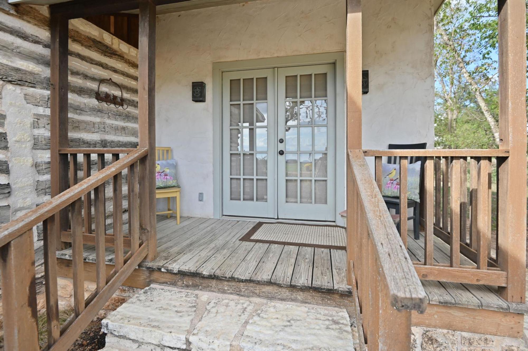 Cabins On Knopp School-Chula Vista Cabin 弗雷德里克斯堡 外观 照片